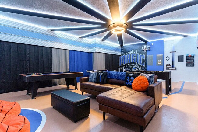 Foto del edificio - 2493 Rama Dr