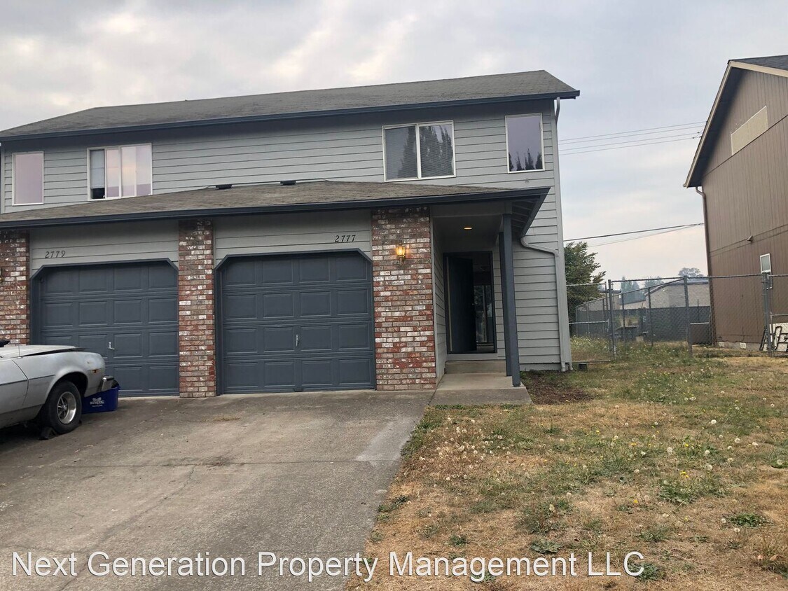 Primary Photo - 3 br, 1.5 bath House - 2777 S. Cloverleaf Lp.