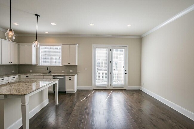 Foto del edificio - 4257 Spruce Pine Alley