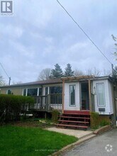 Building Photo - 416 Browndale Crescent
