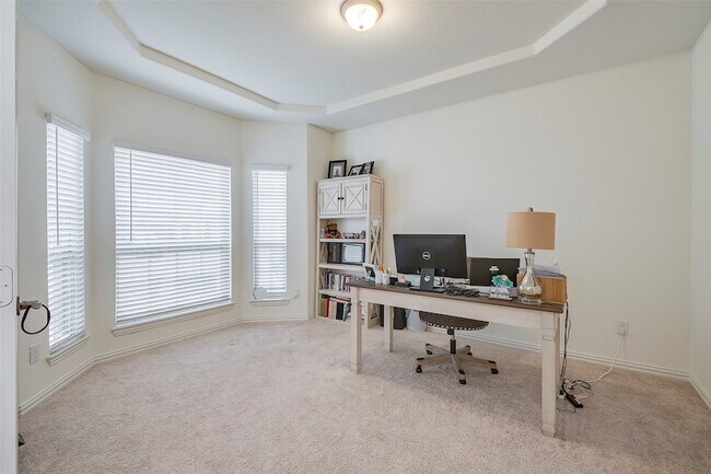 Building Photo - 509 Christie Crossing