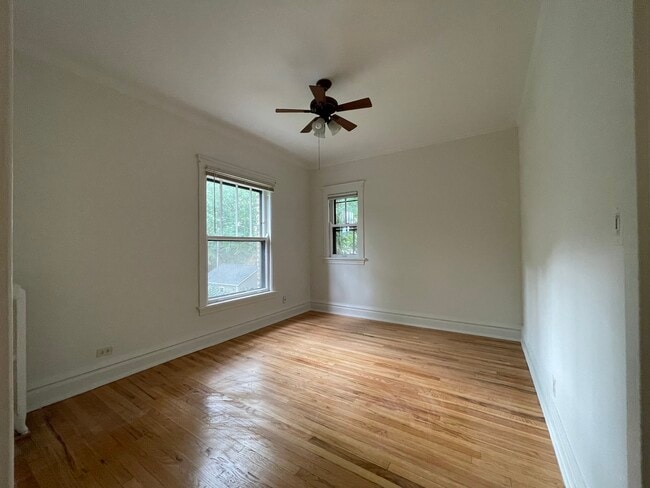 Building Photo - 1233 Judson Ave