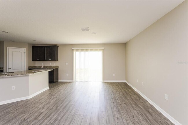 Building Photo - 2394 Rock Dr