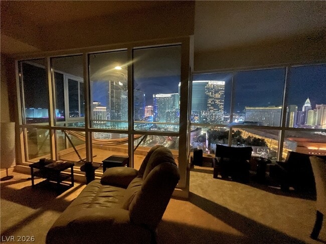 Building Photo - 4525 Dean Martin Dr