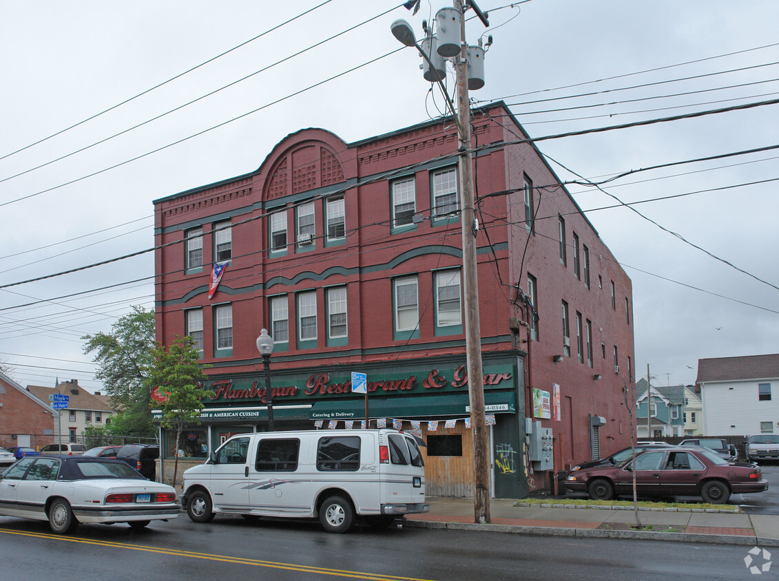 Building Photo - 1001-1007 East Main St