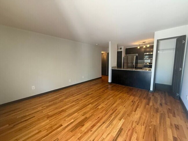 Foto del edificio - Renovated 1 Bedroom in South Nashville - $99 Deposit Special!