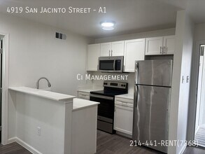 Building Photo - 4919 San Jacinto St