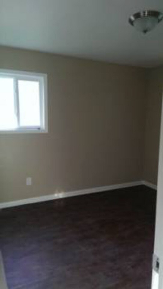 Building Photo - 1515 E Haley St