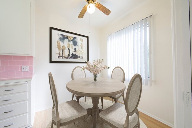 Foto del edificio - 667-669-669 Levering Ave