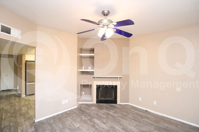 Foto del edificio - 1126 W Elliot Rd