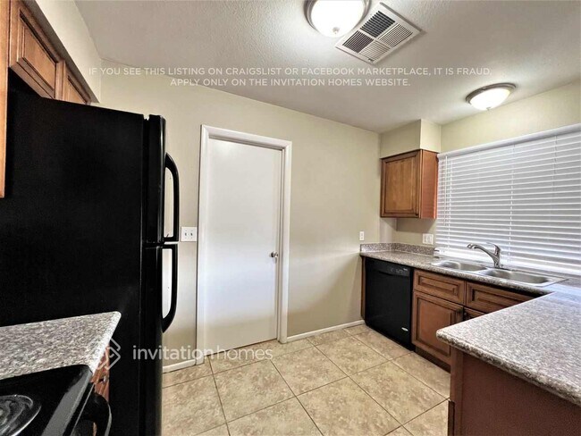 Foto del edificio - 4649 W Hubbell St