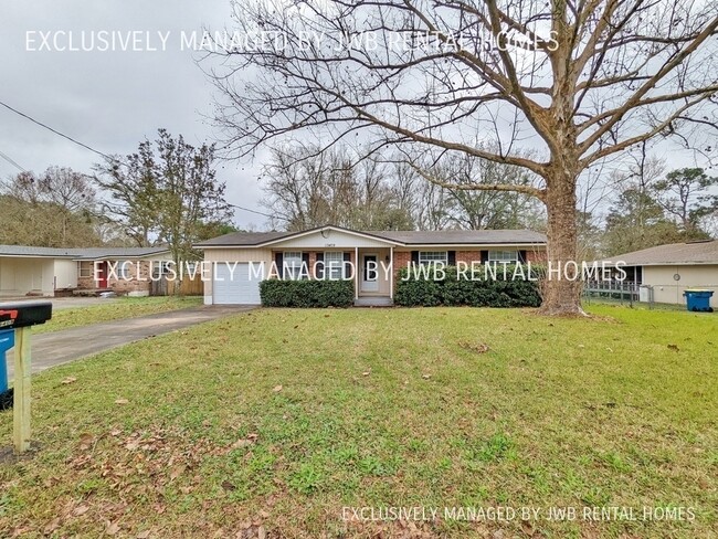Building Photo - 13409 Galway Ave