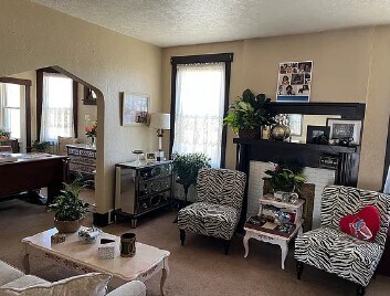 Foto del edificio - 12 W Bellecrest Ave