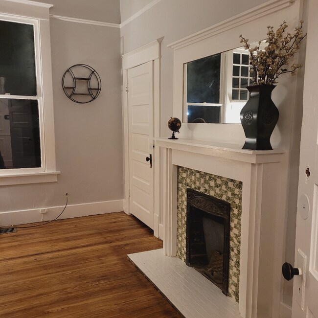 Foto del edificio - 343 Adelle St