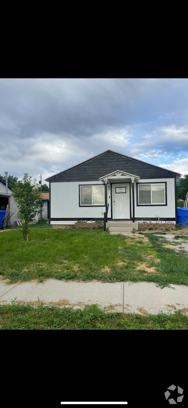 New Apartments for Rent in Bear River City UT with a Swimming Pool 5