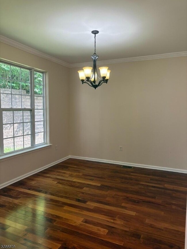 Building Photo - 312 Winding Hill Dr