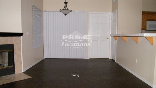 Building Photo - Spectacular Pacific Sunset condo