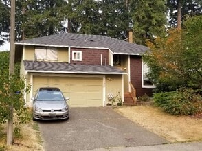 Building Photo - 19320 135th Ave SE