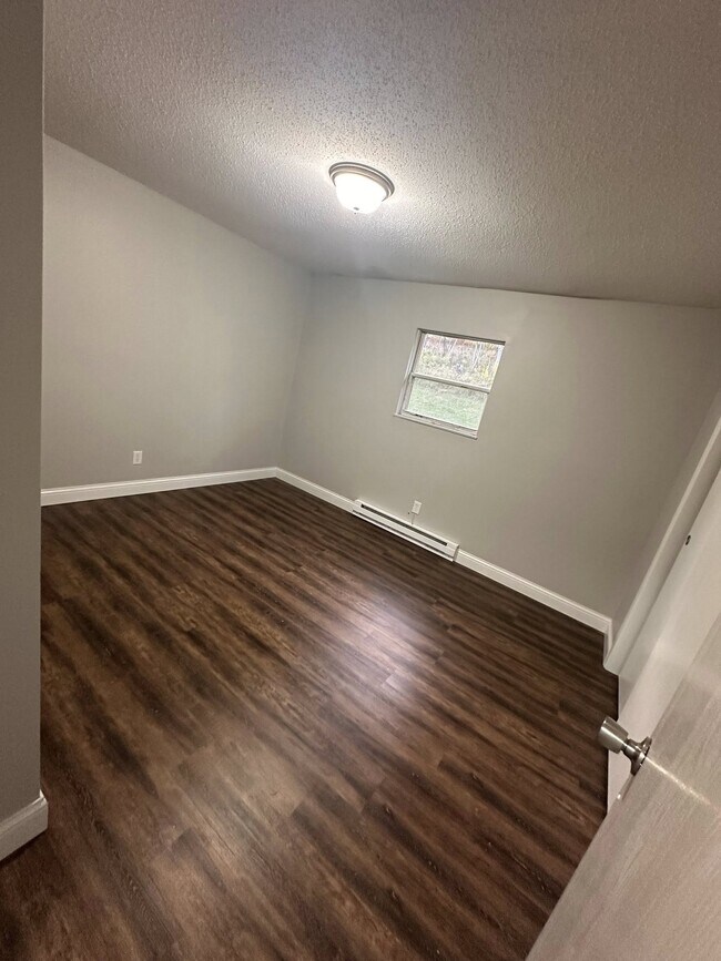 Foto del edificio - 1120 Wilson Ave