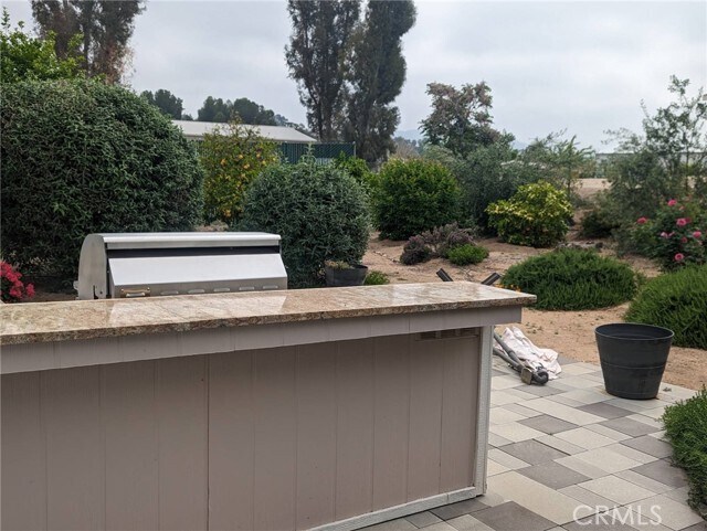 Foto del edificio - 21050 Union St