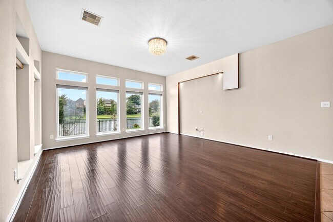 Building Photo - 26303 Serenity Oaks Dr