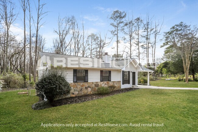 Building Photo - HOME FOR RENT!