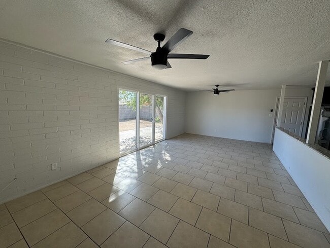 Photo - Maryvale 4 bedroom with RV gate and garage House