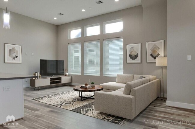 Foto del edificio - 5902 Gardendale Dr