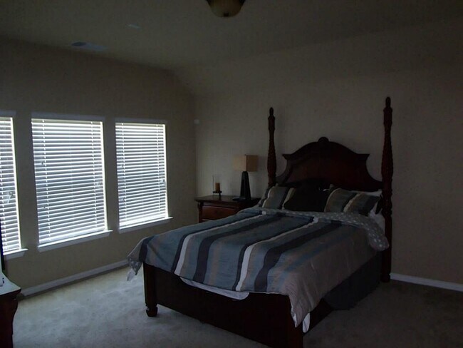 Building Photo - 2402 Horned Owl Dr