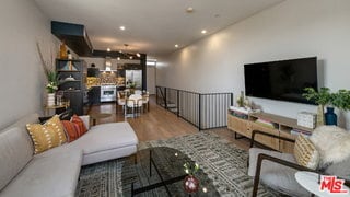 Foto del edificio - 751 N Fairfax Ave