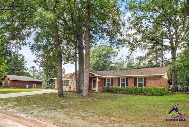 Building Photo - 105 Meriwood Dr