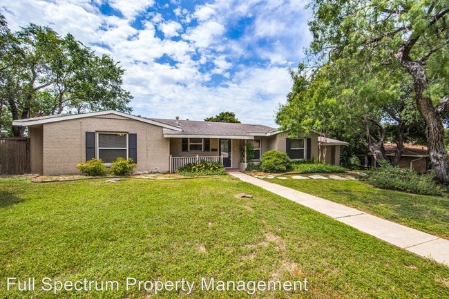 Building Photo - 3 br, 2 bath House - 110 Bryker Dr