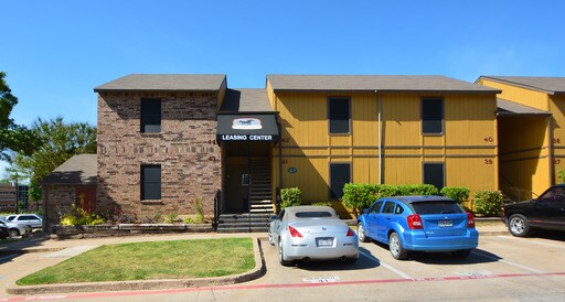 Building Photo - 4600 Barbara Rd
