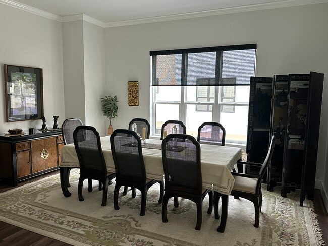 Dining Area - 2601 SW Williston Rd