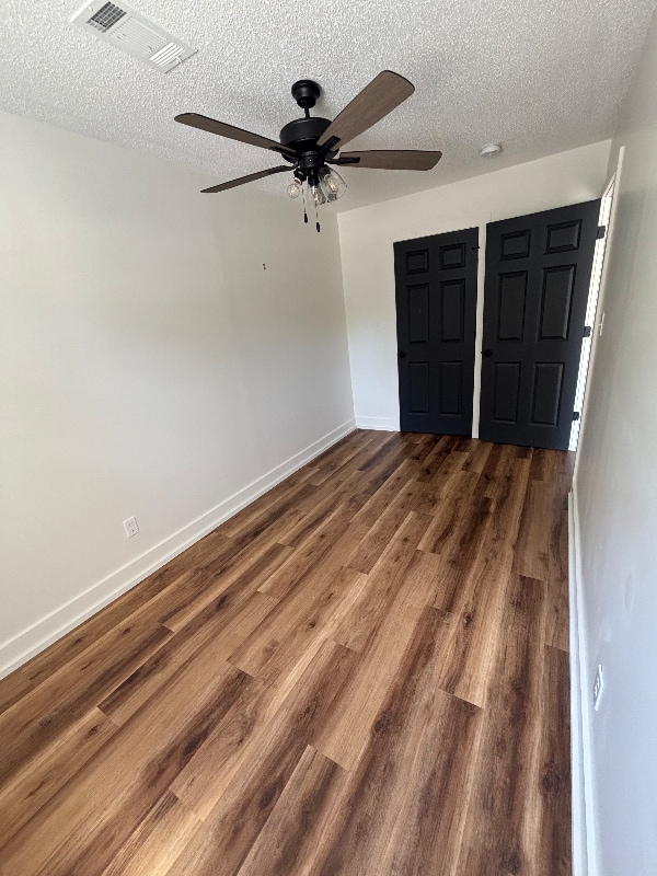 Foto del edificio - 295 Hill Chapel Rd