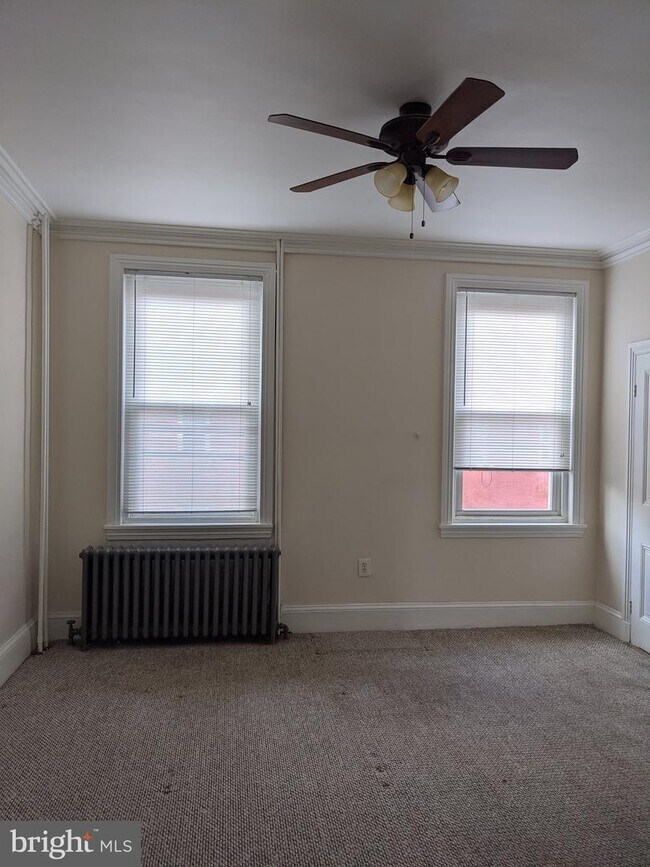 Building Photo - 736 Wharton St