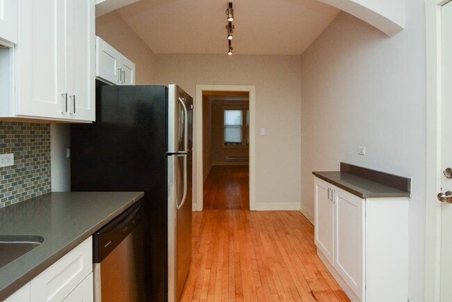 Foto del edificio - 2326 N Rockwell St