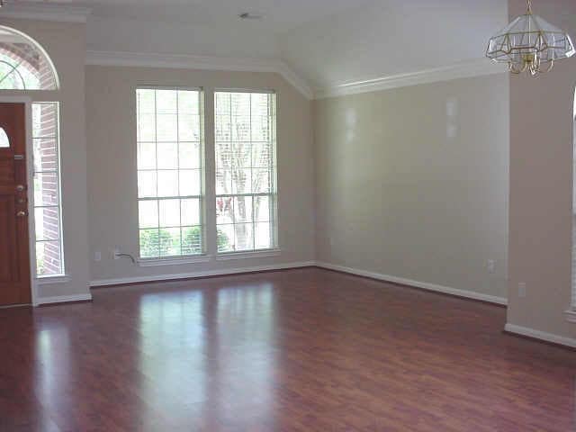 Foto del edificio - 7411 Orchard Hills Ln