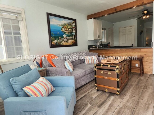 Building Photo - AVAILABLE OCTOBER- Updated Beachside Home in Pismo Beach - 1 Bed / 1 Bath