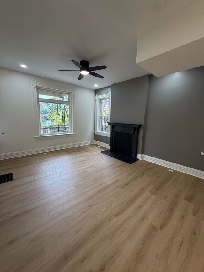 Building Photo - 3 Bedrooms | 2.5 Bathrooms | $3,000/month ...