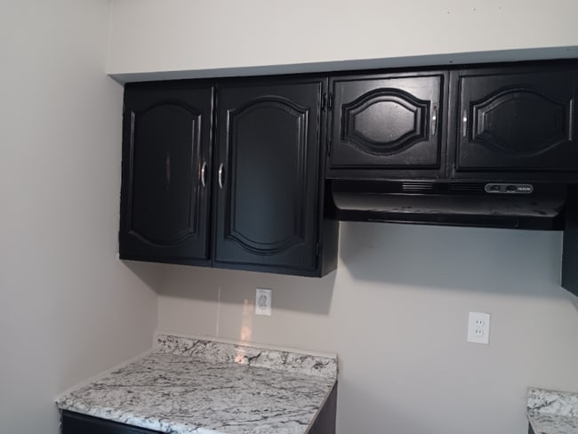 Photo - 5711 N Park Dr House