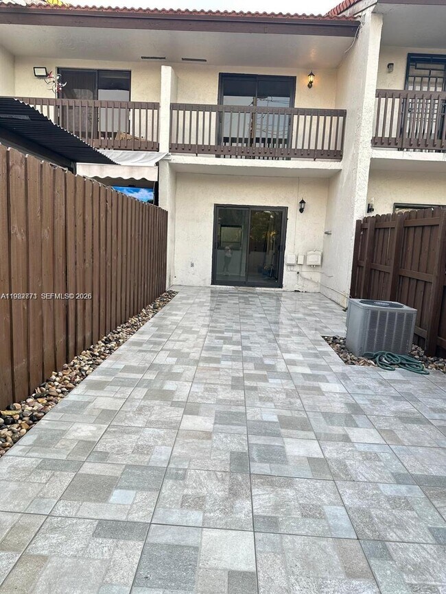 Foto del edificio - 13215 SW 57th Terrace