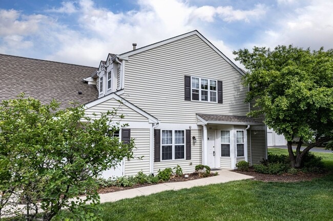 Building Photo - 2211 Waterleaf Ct