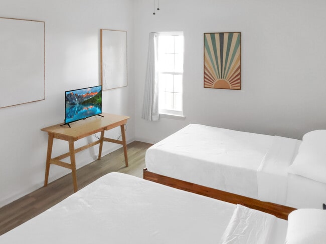 Bedroom - 4220 Wilshire Blvd