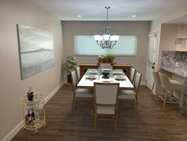 Dining Room - 5050 W Slauson Ave