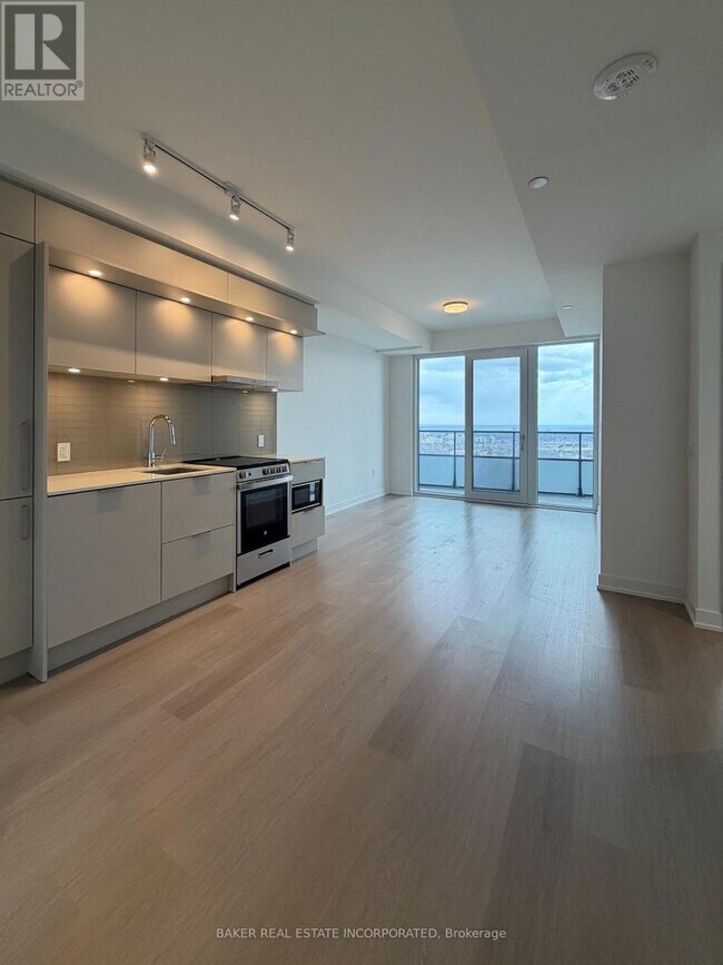 Photo du bâtiment - 448 Burnhamthorpe Rd W