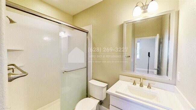 Foto del edificio - 3 br, 3.5 bath Townhome - 5886 Smoky Quart...