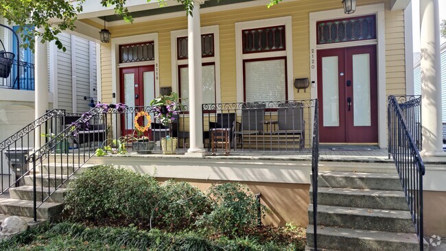 Building Photo - 2118 Milan St