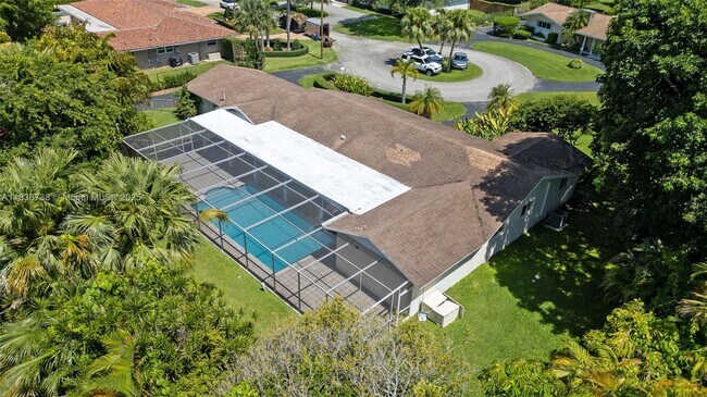 Building Photo - 7100 SW 119th St