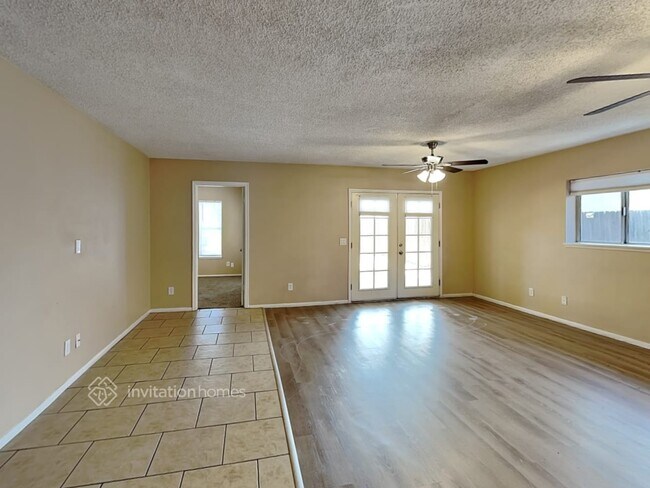 Building Photo - 10412 W Monterosa St